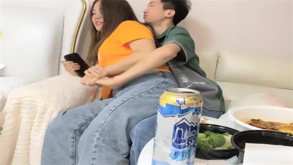 瘦猴先生探花约操丰满良家妹子